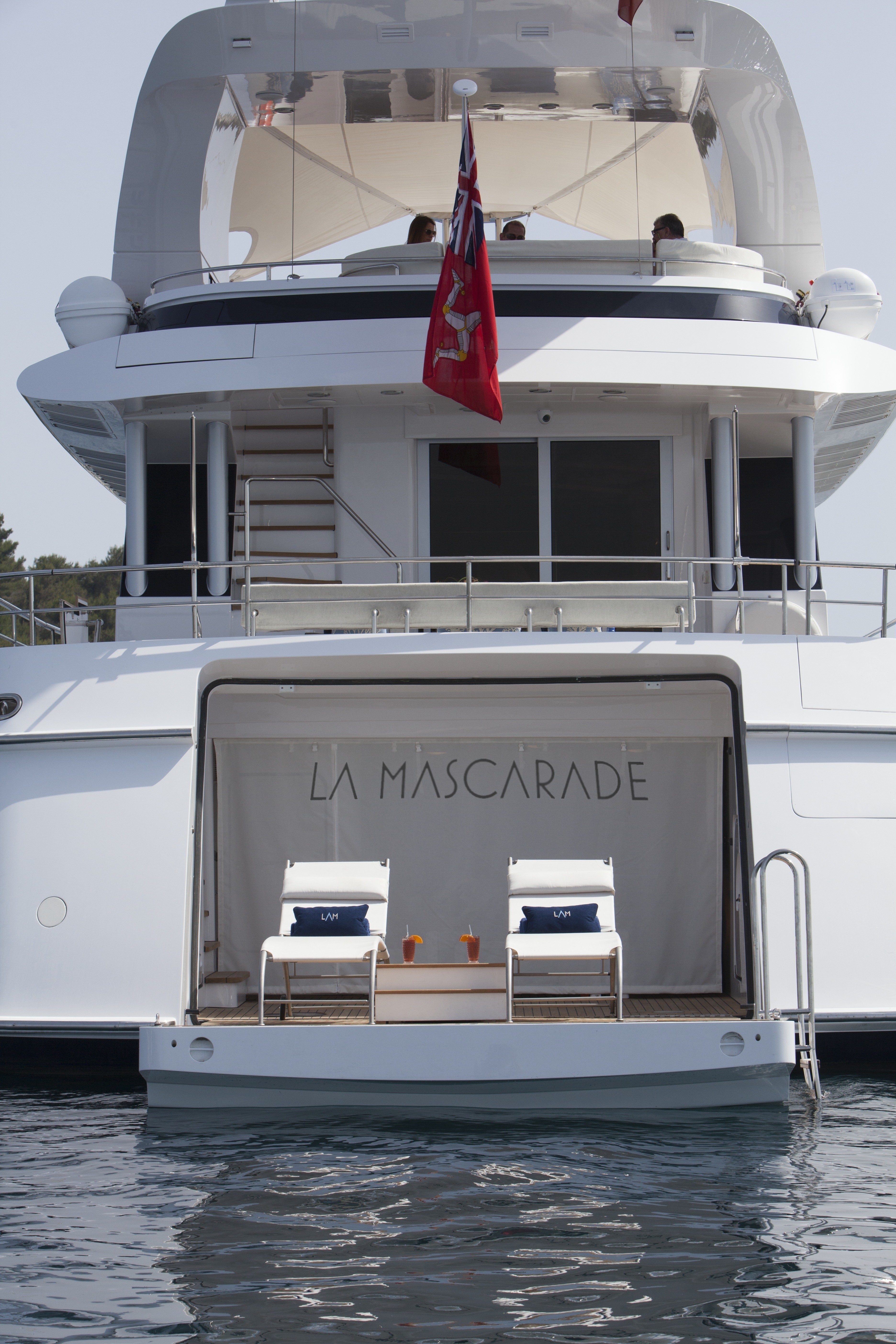 Yacht LA MASCARADE, Feadship CHARTERWORLD Luxury Superyacht Charters